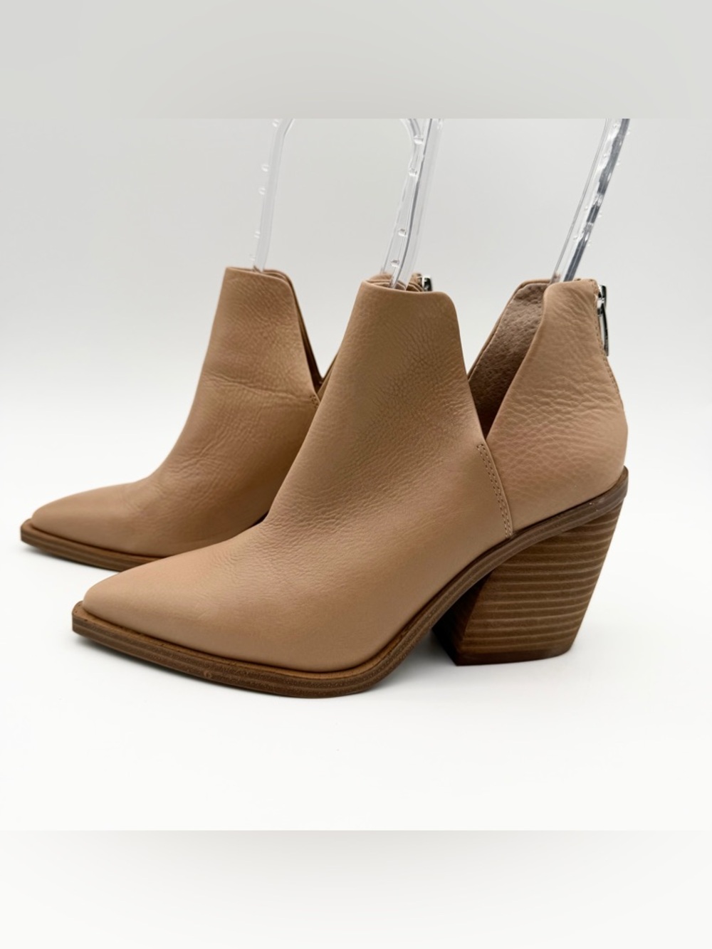 Vince Camuto Gigietta Leather Bootie Ankle Boots Zip Back Tan/Nude Size 7
